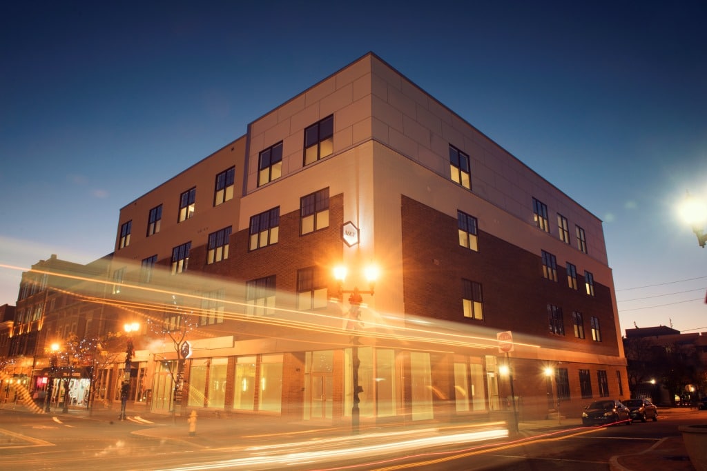 Buccini/Pollin Offers Residents Discount Card at Retailers