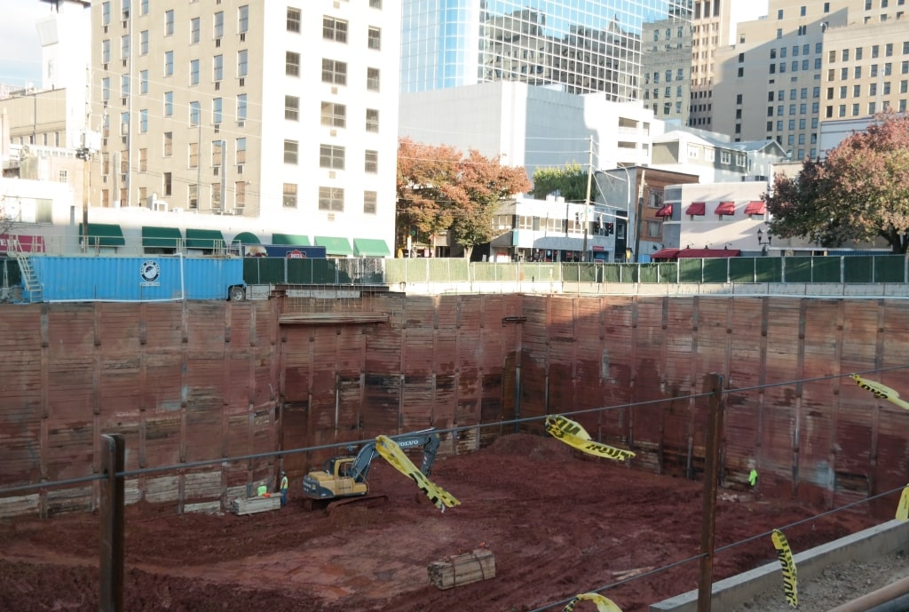 WDEL-Excavators reach rock bottom at site of Wilmington’s 1st underground parking garage