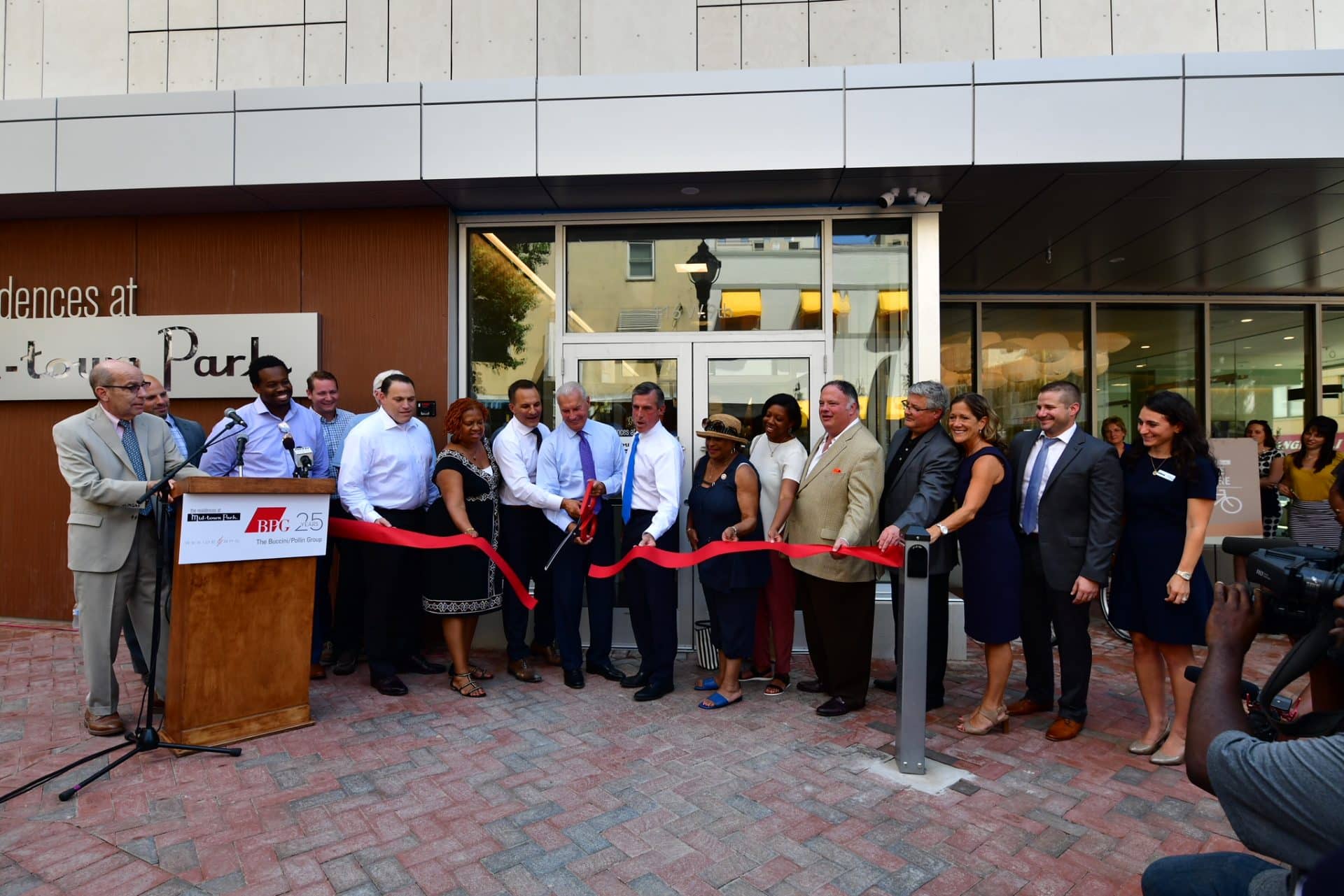 Wilmington’s Latest Luxury Apartment Community, The Residences at Mid-town Park Celebrates Grand Opening