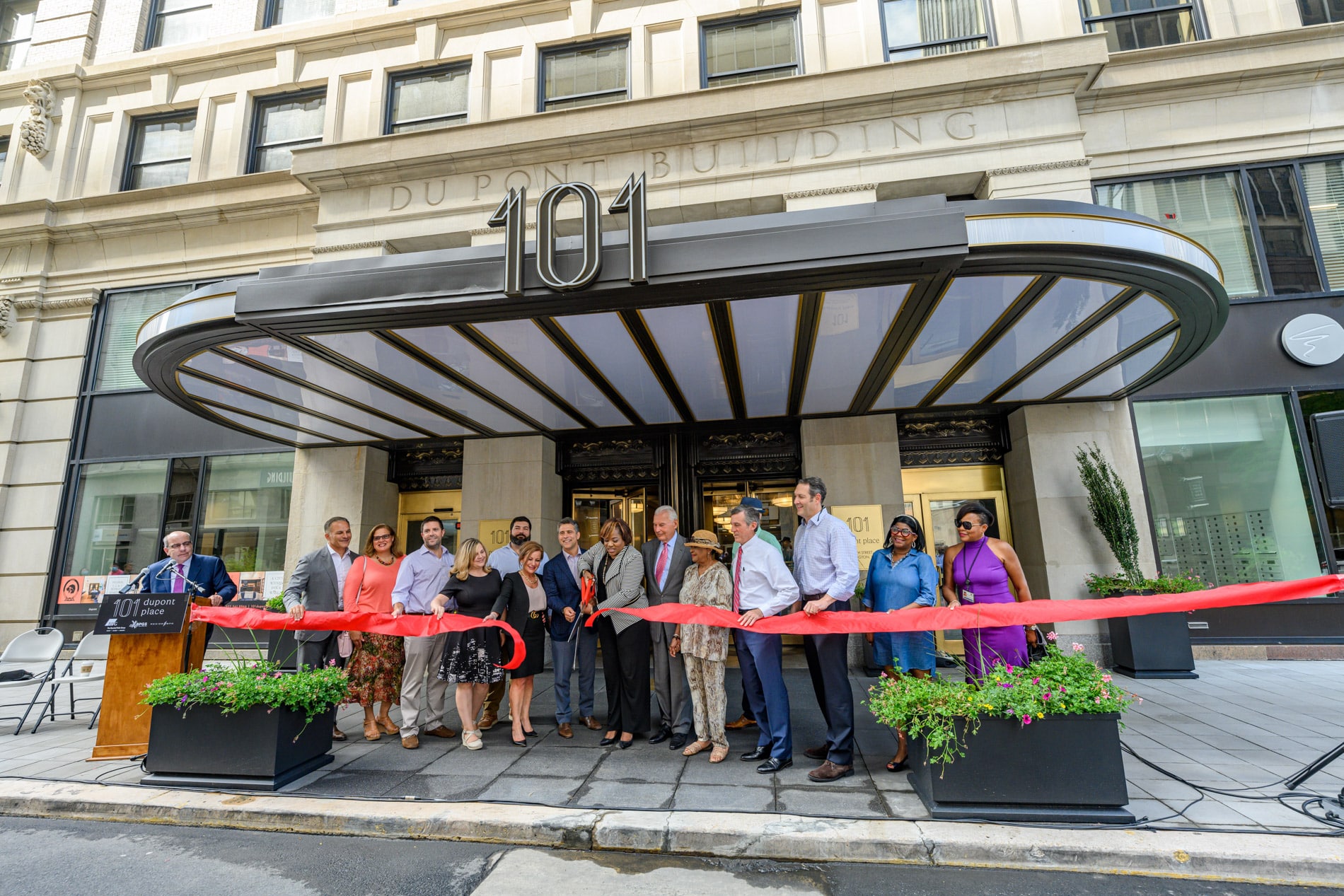 First Luxury Living Experience Opens in the Century-Old DuPont Building