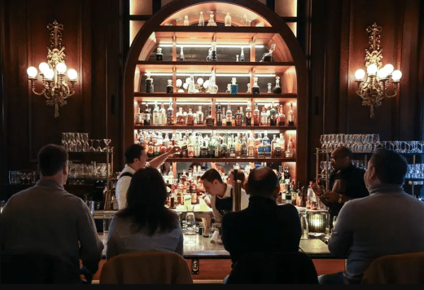 Bustling Bard at Le Cavalier at the Hotel Du Pont